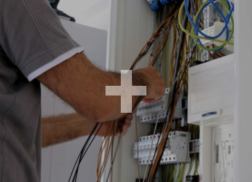Inštalacije električnih napeljav in naprav. Montaže strelovodov. Inštalacije telekomunikacij. Inštalacije tehničnega varovanja. Inštalacije konferenčnih sistemov.