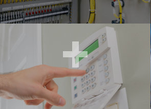 Inštalacije električnih napeljav in naprav. Montaže strelovodov. Inštalacije telekomunikacij. Inštalacije tehničnega varovanja. Inštalacije konferenčnih sistemov.